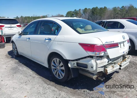 2011 Honda Accord 3.5 Ex-L from USA, damaged, VIN 1HGCP3F82BA005724
